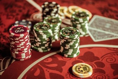 r15m মোবাইল অ্যাপের খেলার ইন্টারফেস